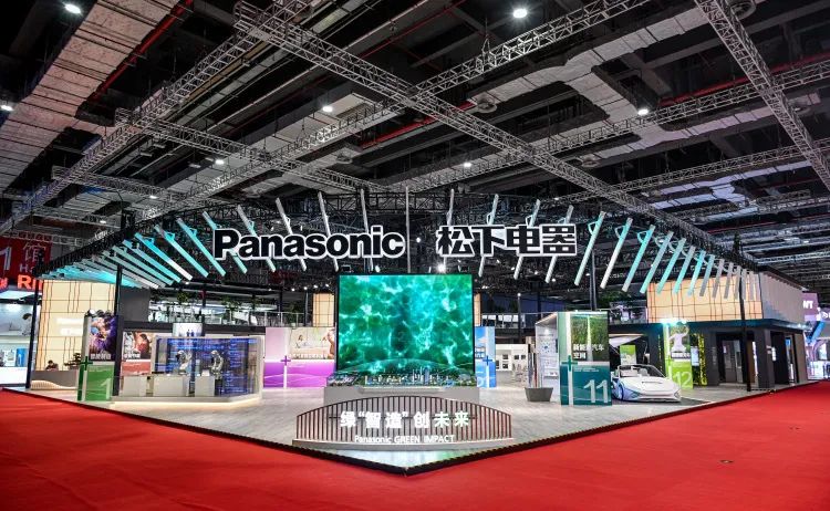 武漢展位設計搭建公司領你看最具有創(chuàng)意00家企業(yè)展臺的2023進博會(松下展位)2