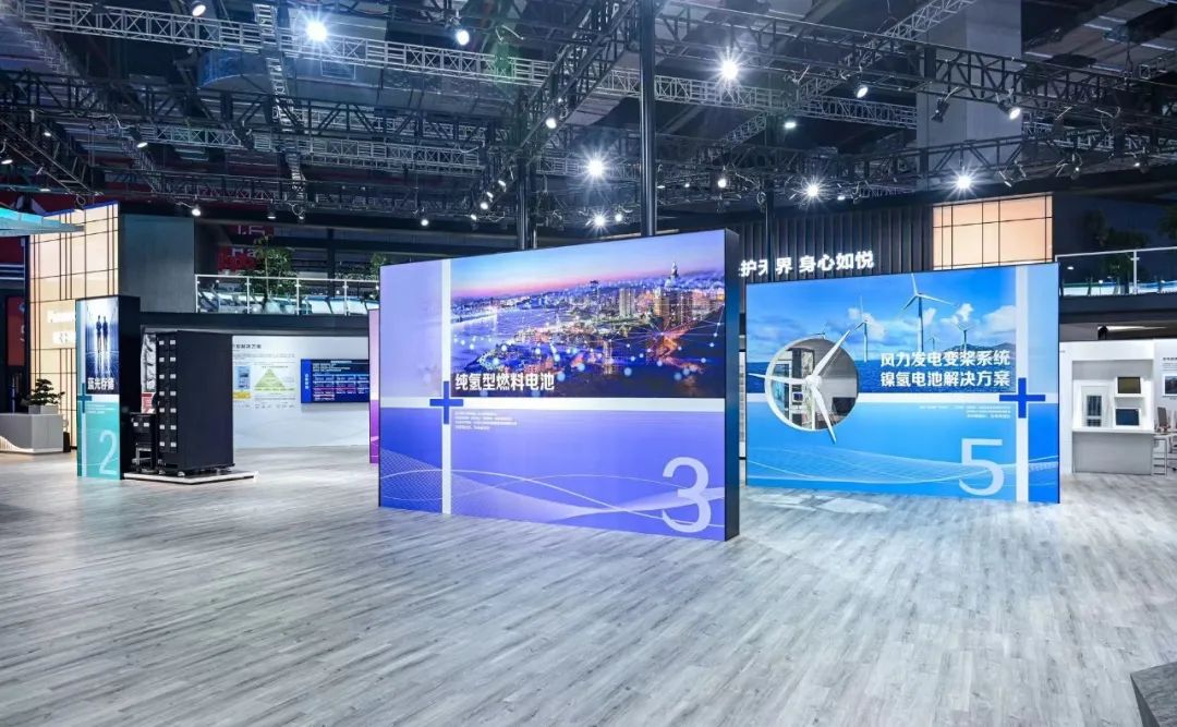 武漢展位設計搭建公司領你看最具有創(chuàng)意00家企業(yè)展臺的2023進博會(松下展位)4